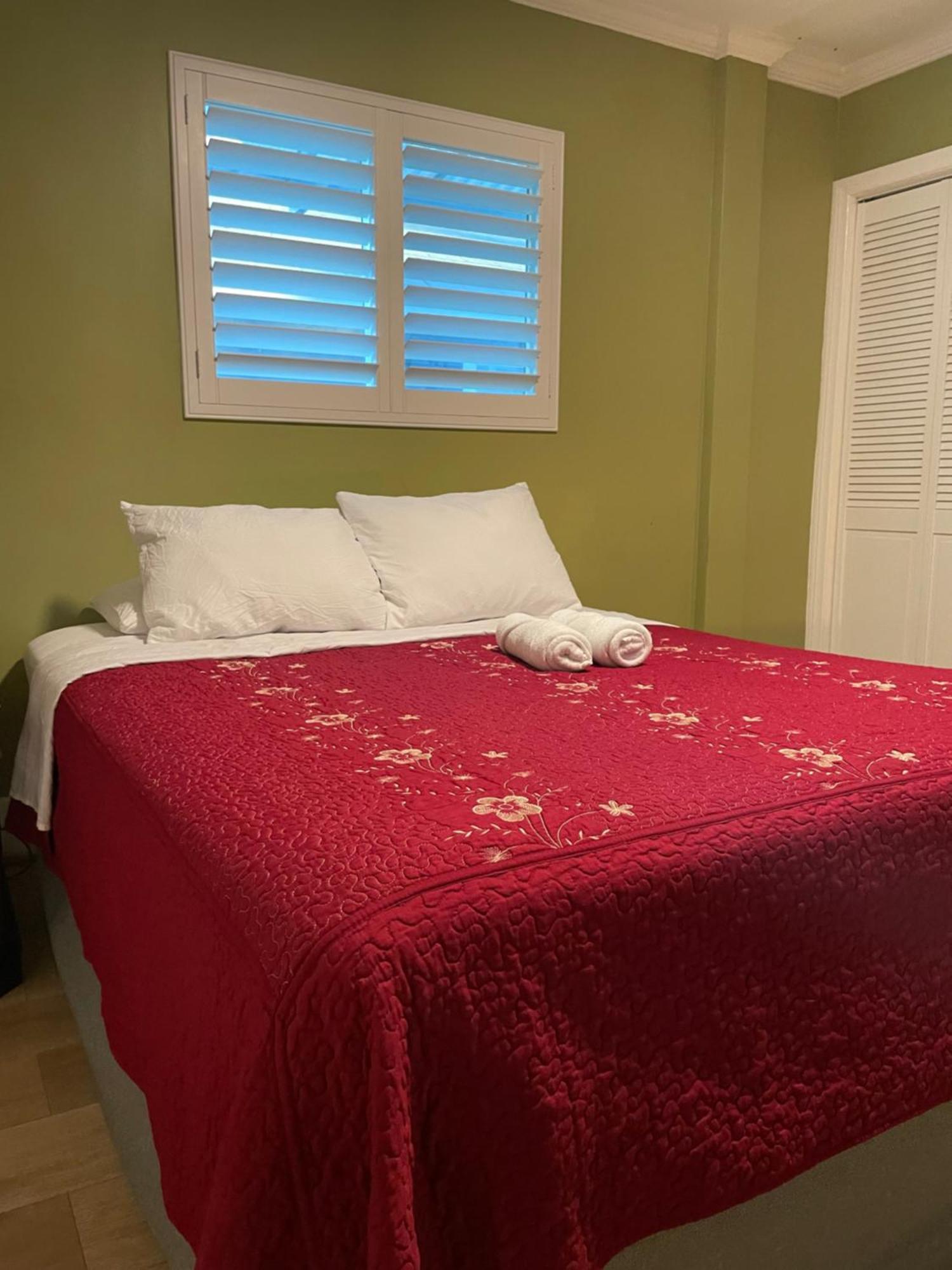 Private La Bedroom W Private Half-Bathroom - Ac - Wifi - Private Fridge -Smart Tv Los Angeles Bagian luar foto