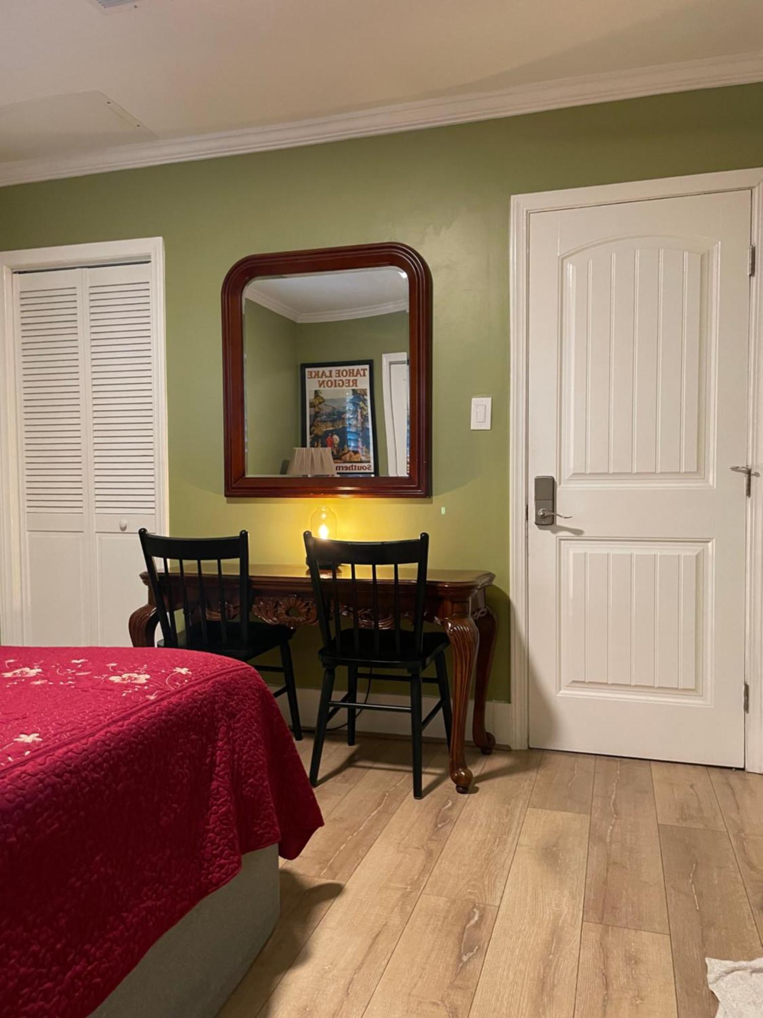 Private La Bedroom W Private Half-Bathroom - Ac - Wifi - Private Fridge -Smart Tv Los Angeles Bagian luar foto