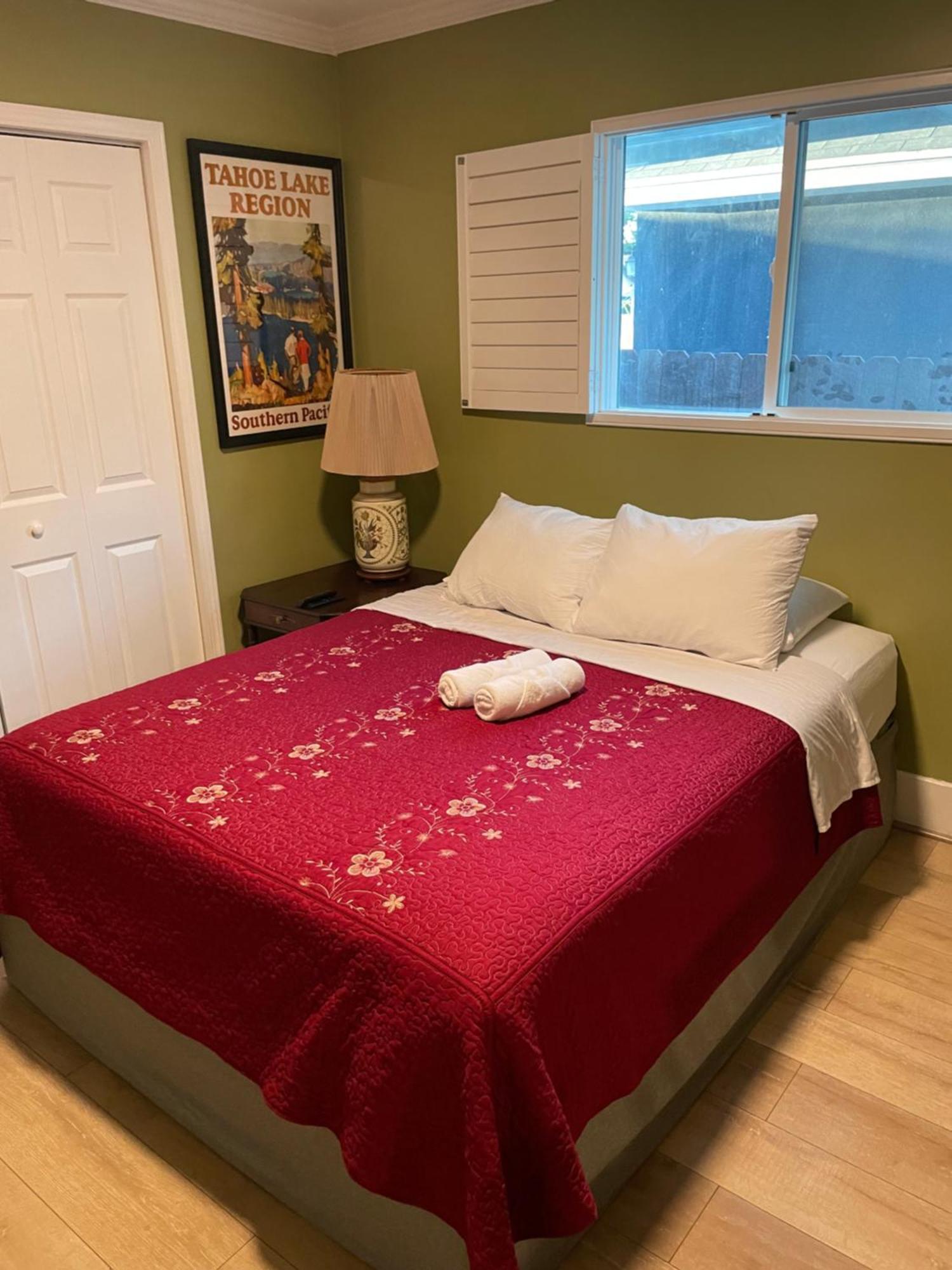 Private La Bedroom W Private Half-Bathroom - Ac - Wifi - Private Fridge -Smart Tv Los Angeles Bagian luar foto