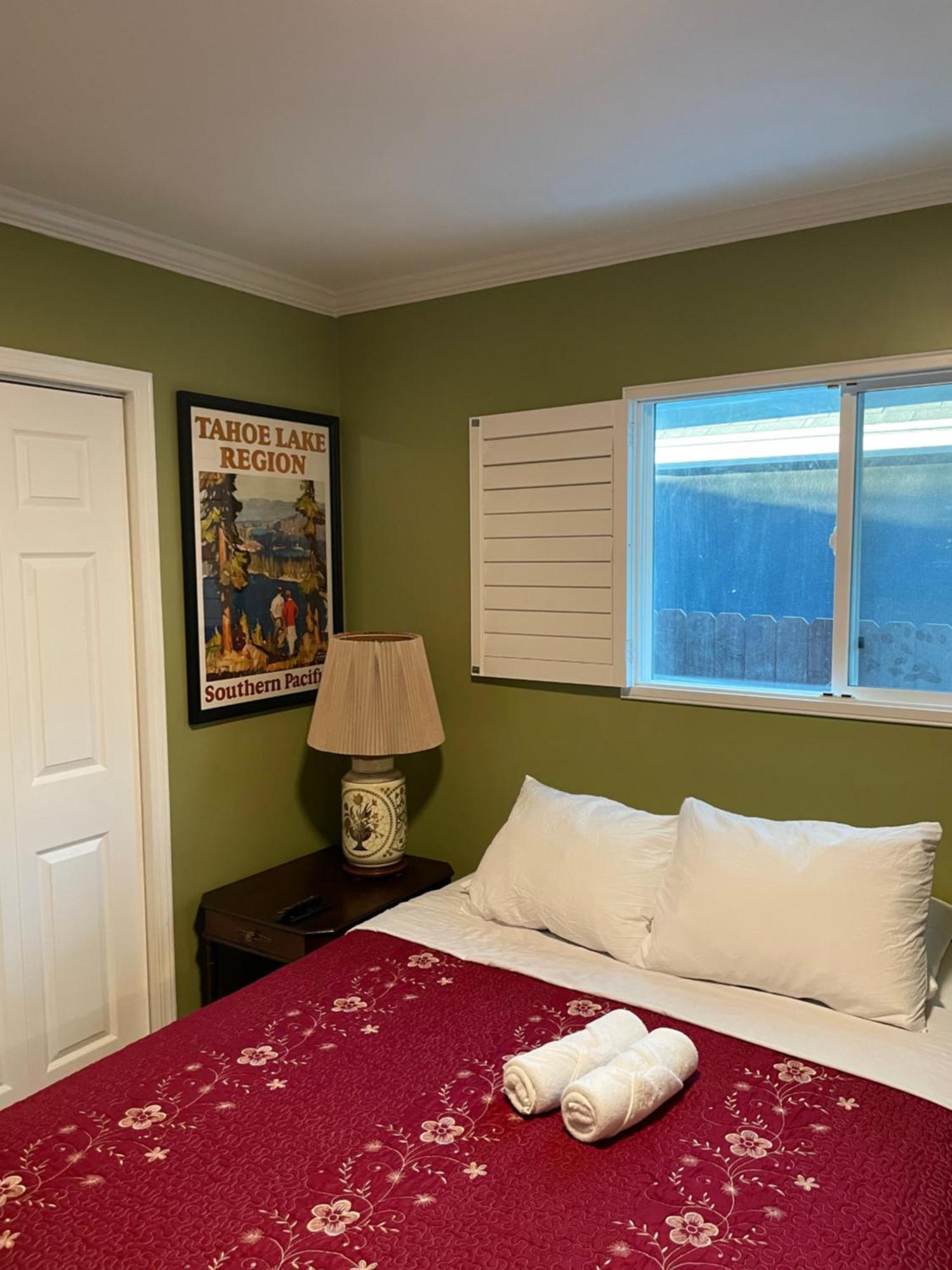 Private La Bedroom W Private Half-Bathroom - Ac - Wifi - Private Fridge -Smart Tv Los Angeles Bagian luar foto