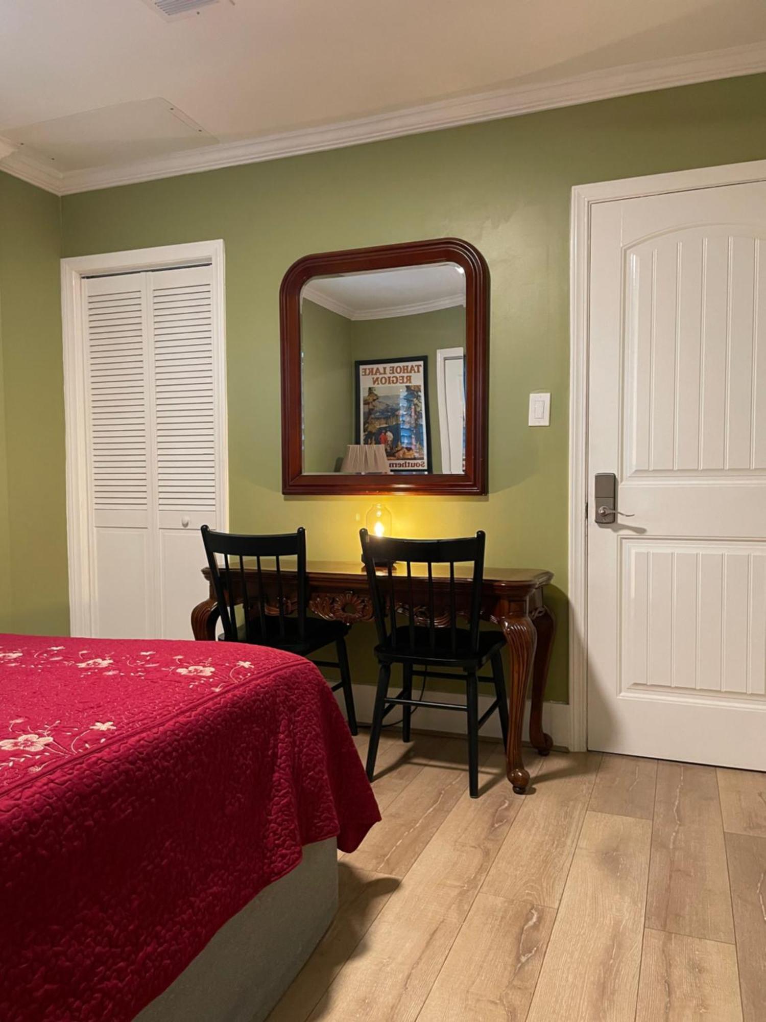 Private La Bedroom W Private Half-Bathroom - Ac - Wifi - Private Fridge -Smart Tv Los Angeles Bagian luar foto