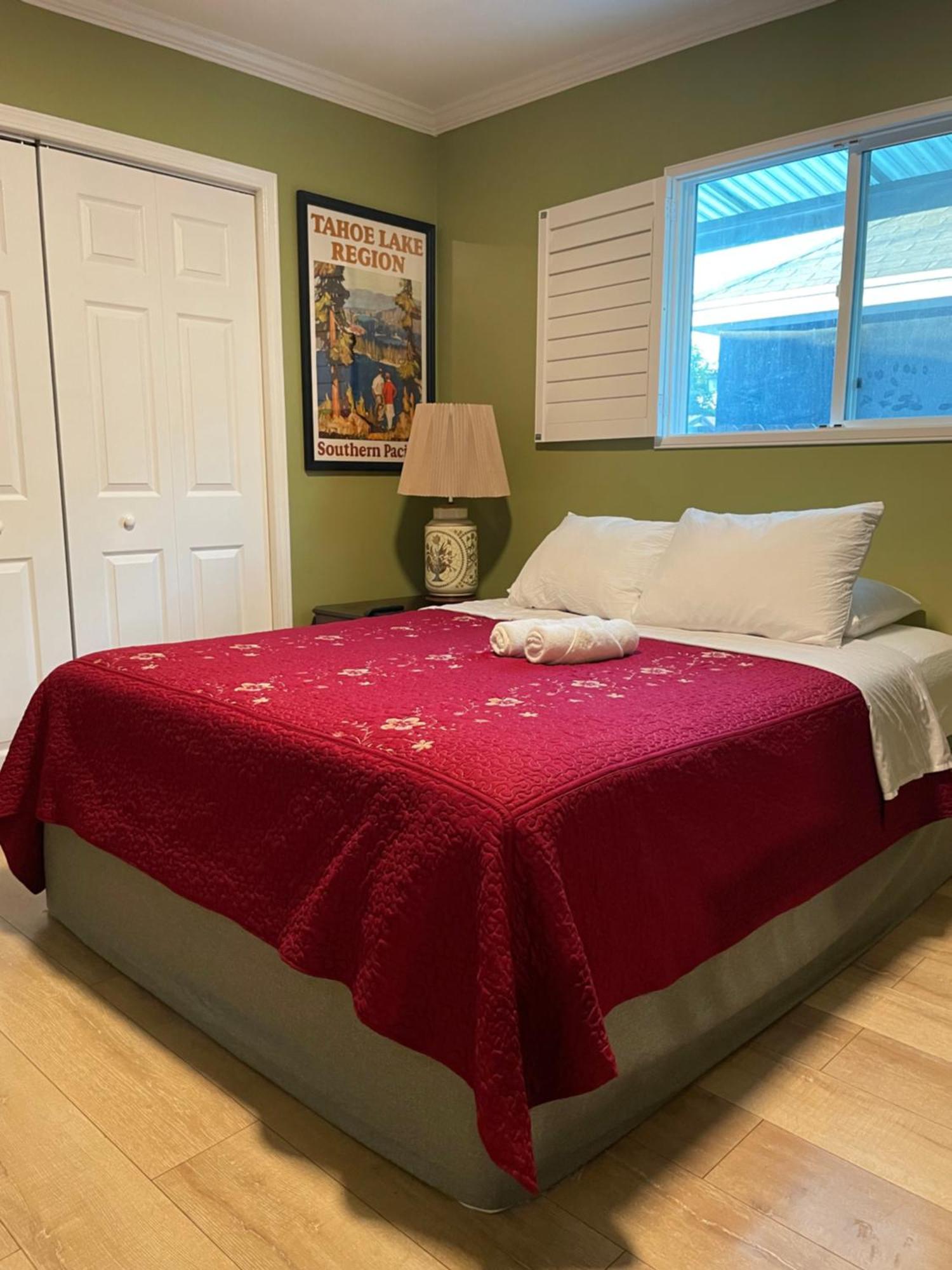 Private La Bedroom W Private Half-Bathroom - Ac - Wifi - Private Fridge -Smart Tv Los Angeles Bagian luar foto